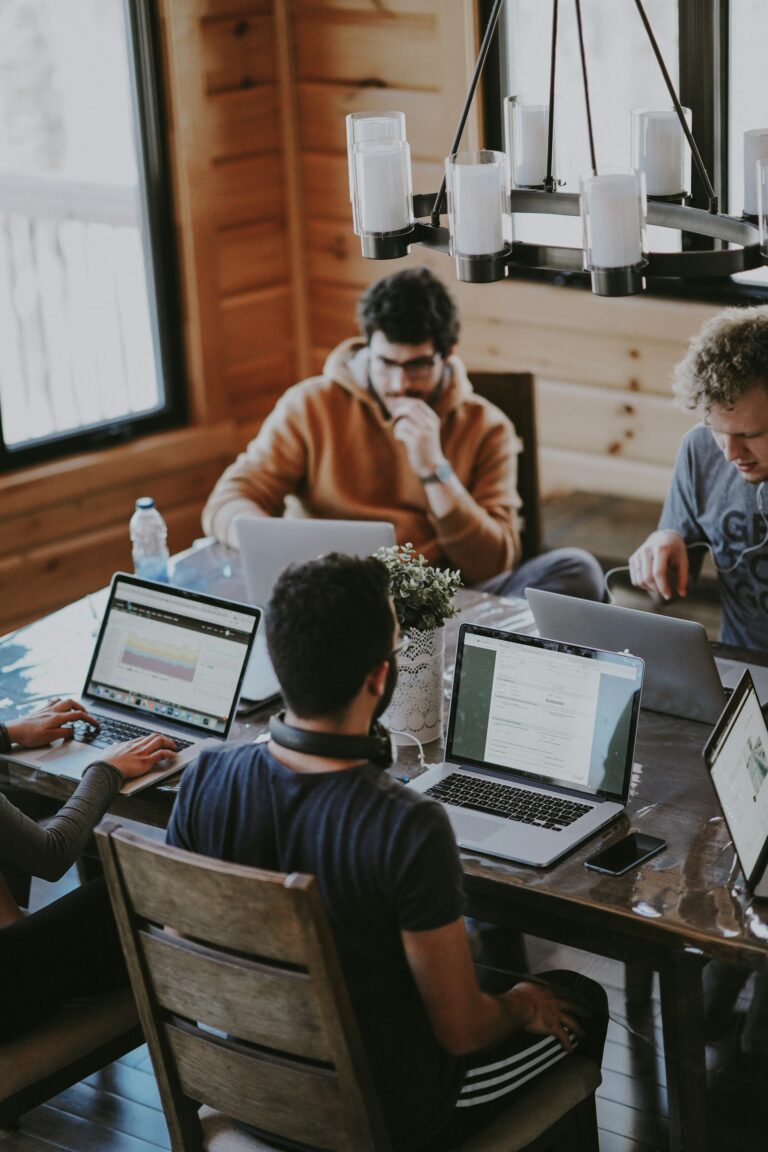 Top 4 Best AI SEO Agencies for Data-Driven Visibility